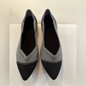 Authentic ROTHY’s THE POINT FLAT SIZE 9 NWOTS